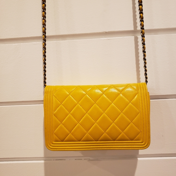 Chanel le boy WOC wallet on chain.  📍Sold📍 - Picture 3 of 7